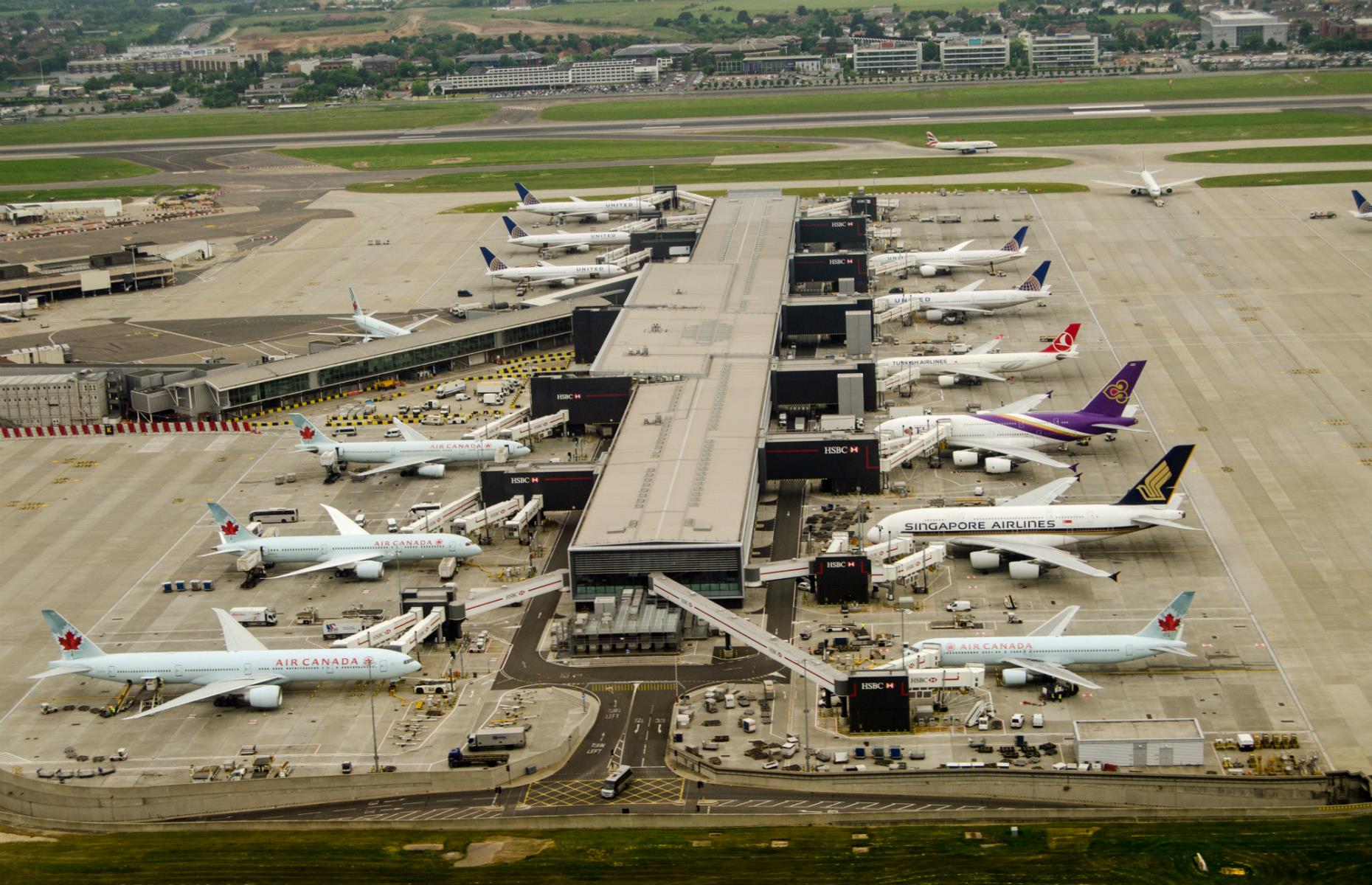 15) Heathrow Airport – £2.88 billion sales
